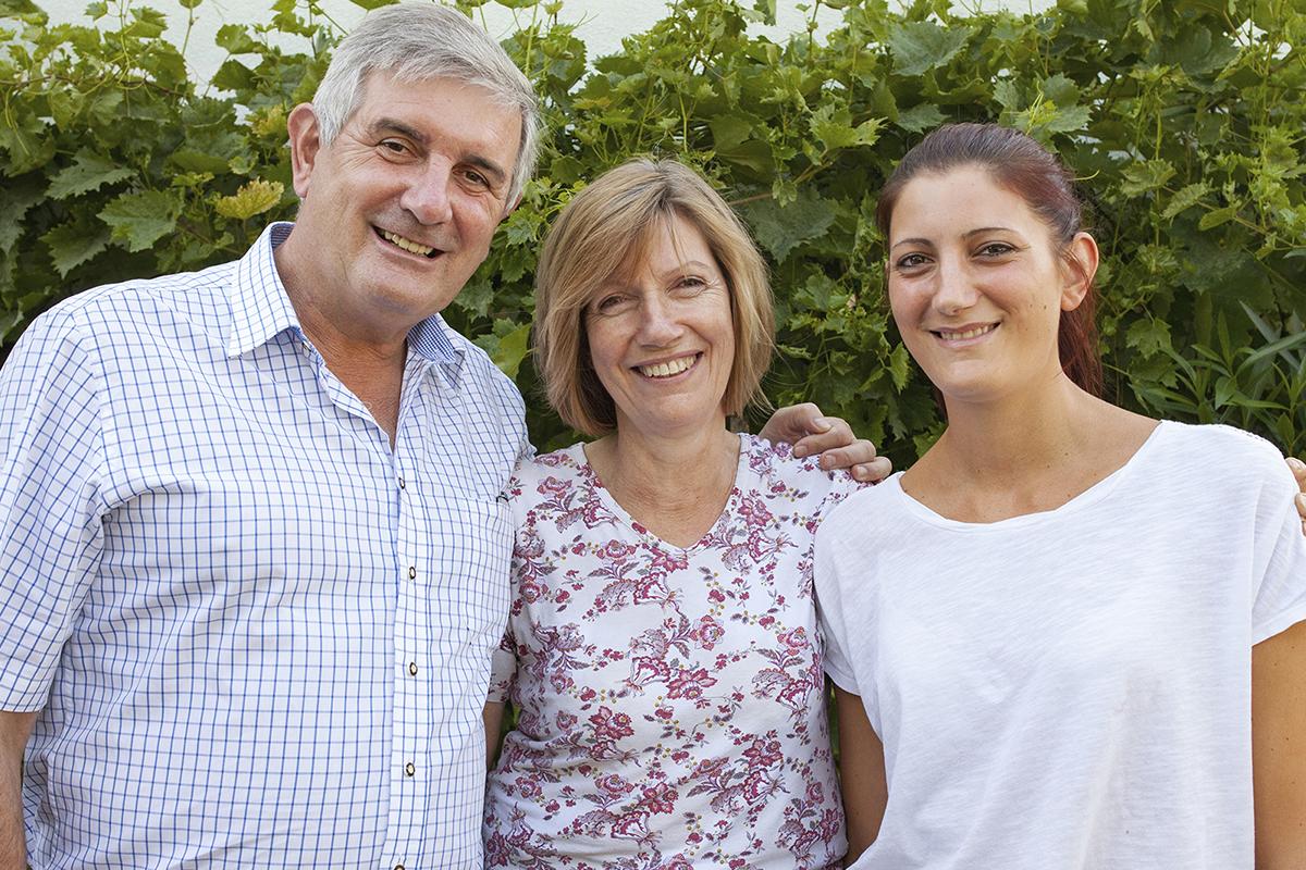 Familie Ernst, Helga und Elisabeth Strauch