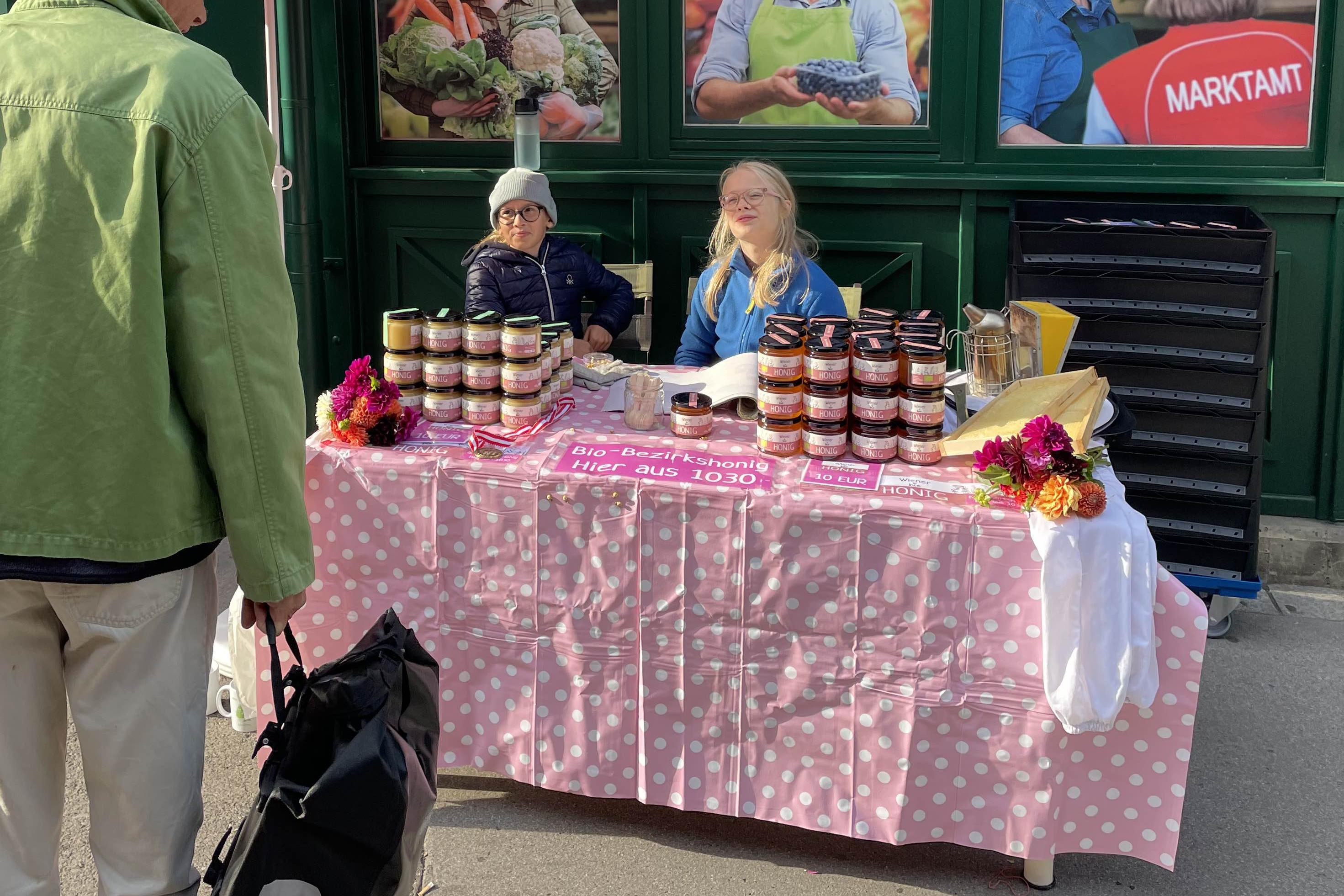 Marktstand am Rochusmarkt